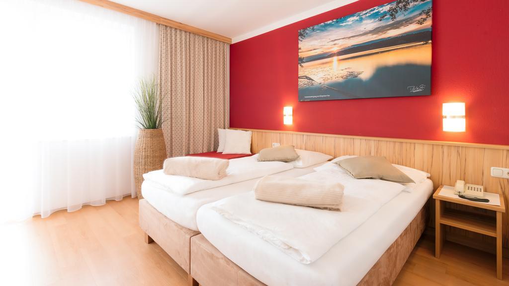 Gasthof Menuewirt Sankt Kanzian am Klopeiner See Εξωτερικό φωτογραφία
